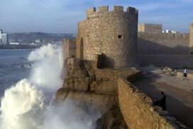 Safi, una delle più antiche città marocchine. Situata sulla costa Atlantica, Castello sul Mare di Safi o Asfi, Marocco, costruito dai portoghesi a protezione della città