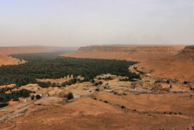 VALLE DEL ZIZ TOUR IN MAROCCO DI 10 GIORNI E 09 NOTTI Valle del Ziz, affascinante e verdissimo punto del Marocco, con indimenticabile trekking